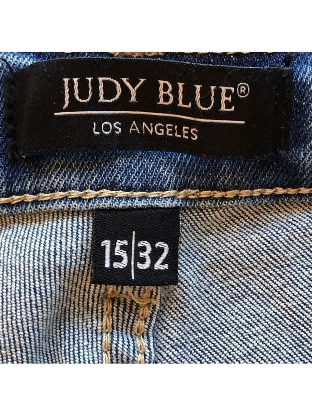 Judy Blue Size 15/32 Skinny Fit distressed frayed hem highrise medium wash jeans - Picture 5 of 13